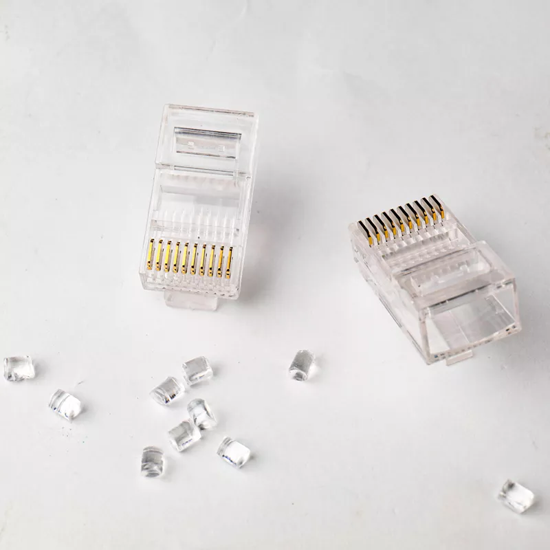 10P10C Modularstecker (RJ50) 2 10P10C Modular Plug (RJ50) — detail close-up