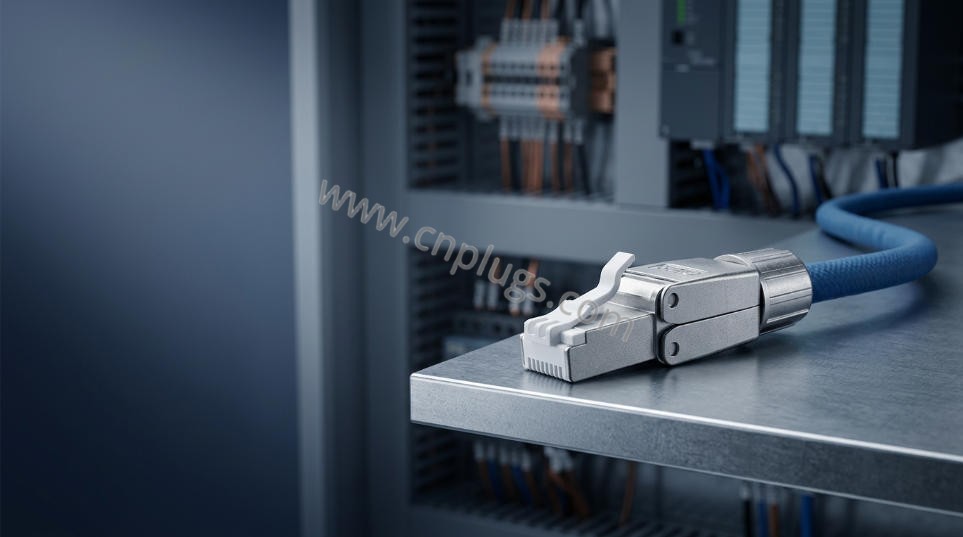 funzionalità toolless-field-termination-rj45 funzionalità toolless-field-termination-rj45