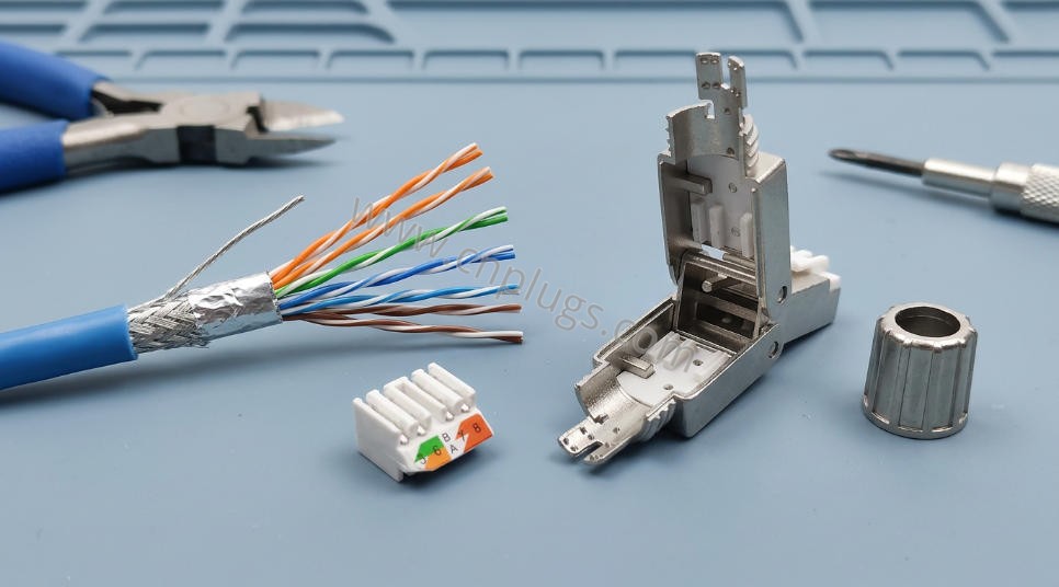 preparazione-cavo-rj45-toolless preparazione-cavo-rj45-toolless